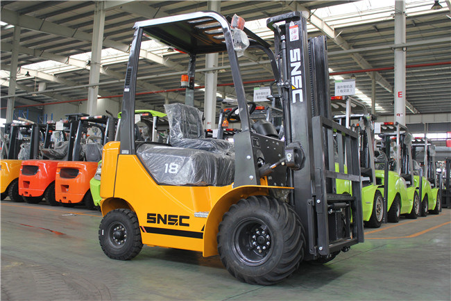 Snsc Diesel New 1.8 Ton Forklift