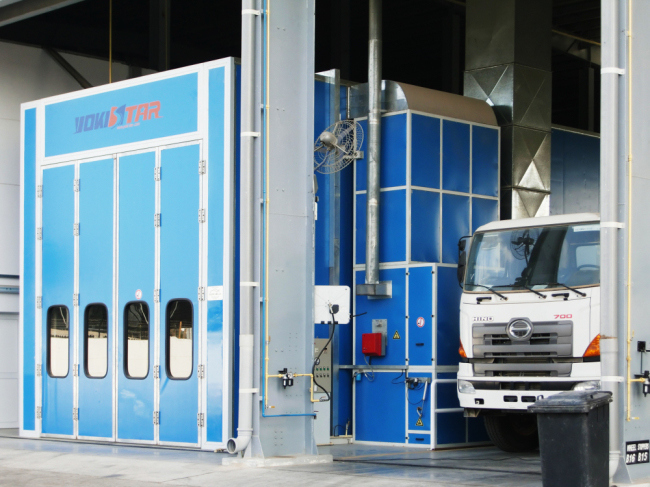 High Quality Large Air Capacity Car Shop Garage Vehicle Spray Booth Equipment