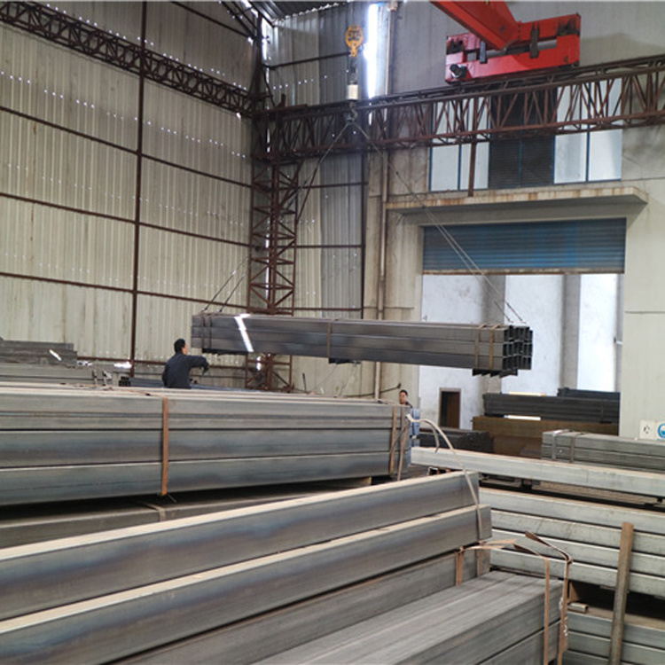 China Wholesale Black Steel Square Tube Supplier