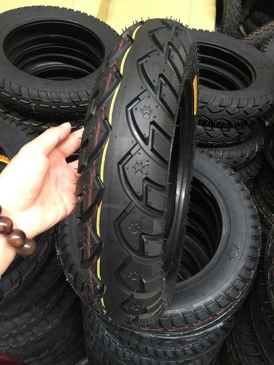 Motorcycle Scooter Tyre/Tire 350-10