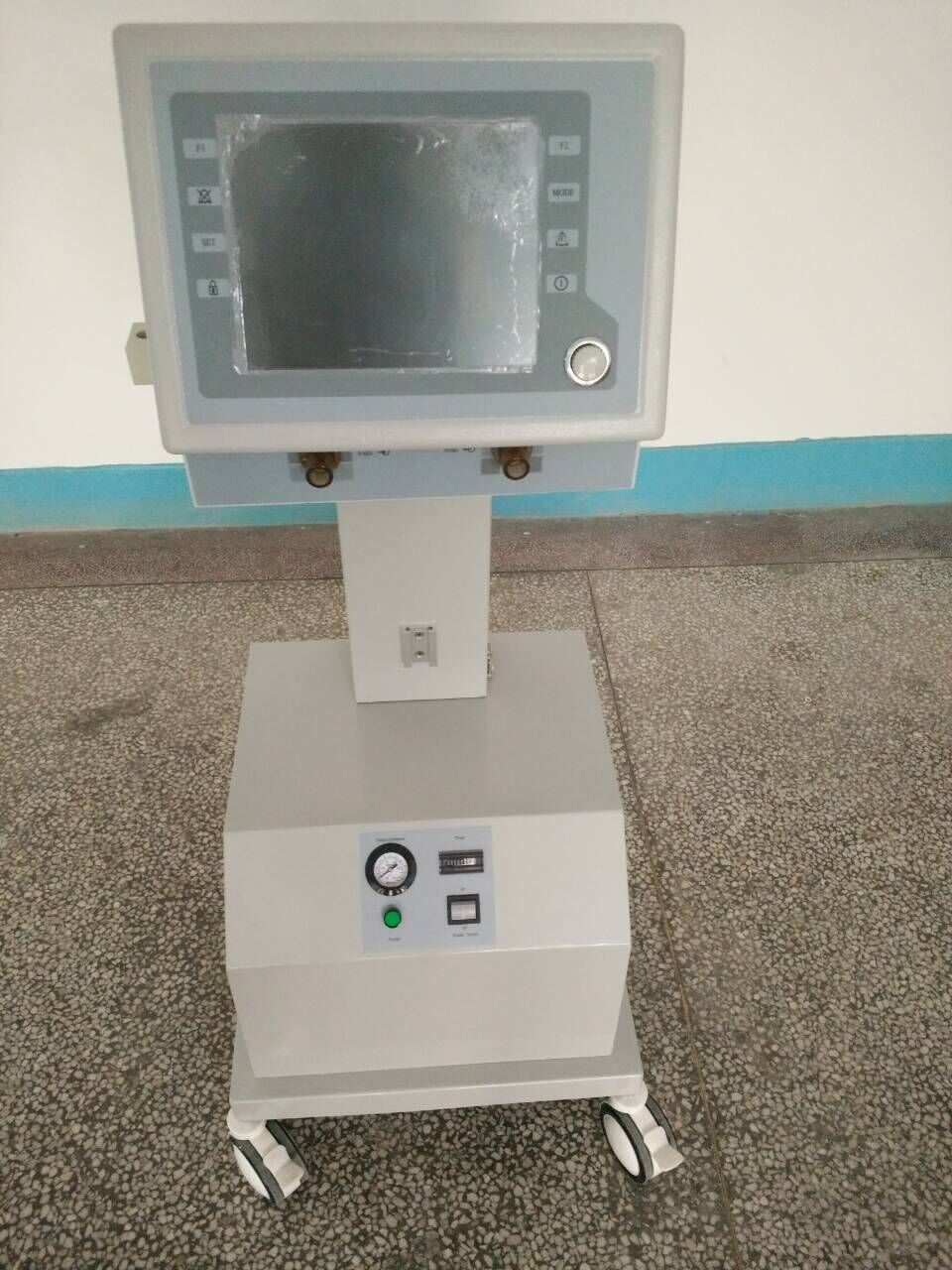 Ce Approved Medical Ventilator PA-900b II with Air Compressor