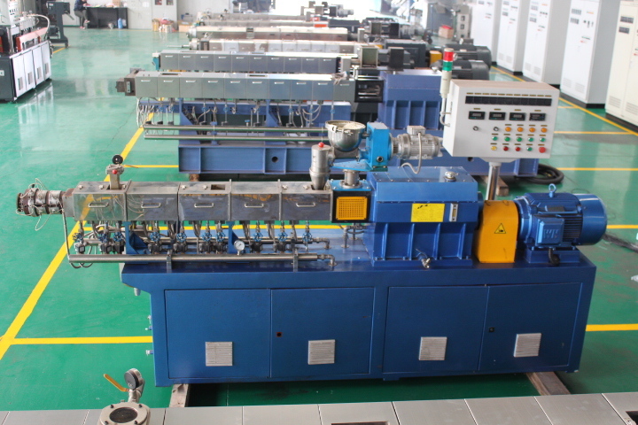 Tsh-30 PP/PC/PE/PVC Material Plastic Granulating Single Screw Extruder