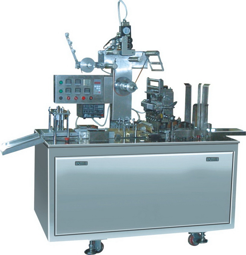 Overwrapping Machine with Tear Tape for Adjustable Cellophane Tri-Dimensional (SY-2002)