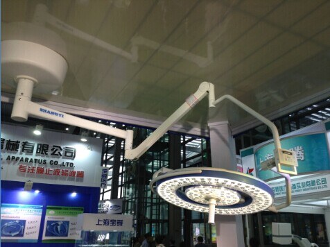 Veterinary LED Surgical Light Hospital Equipment (ZF760)