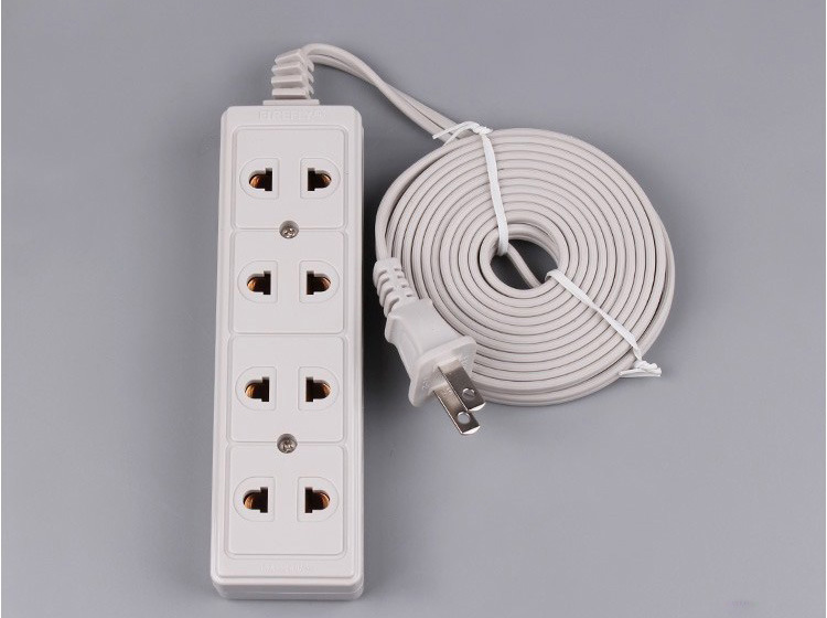 Electric Power Convenient Extension Outlet with 5 Meter Wire