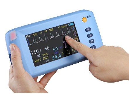 Touch Screen 7 Inch Handheld Multi-Parameter Patient Monitor Bluetooth Function