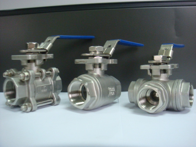 3 Way Ball Valve with ISO5211 Pad of Lockable Handle