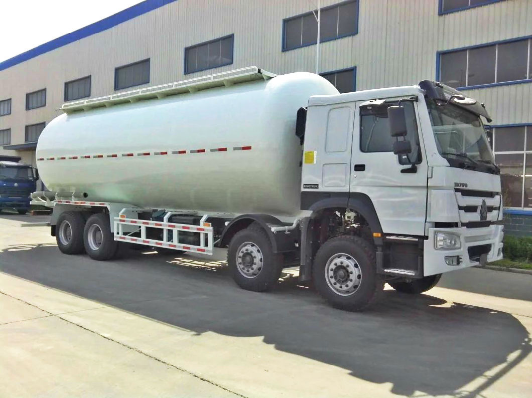 6X4 Bulk Feed Truck HOWO Bulk Cement Truck