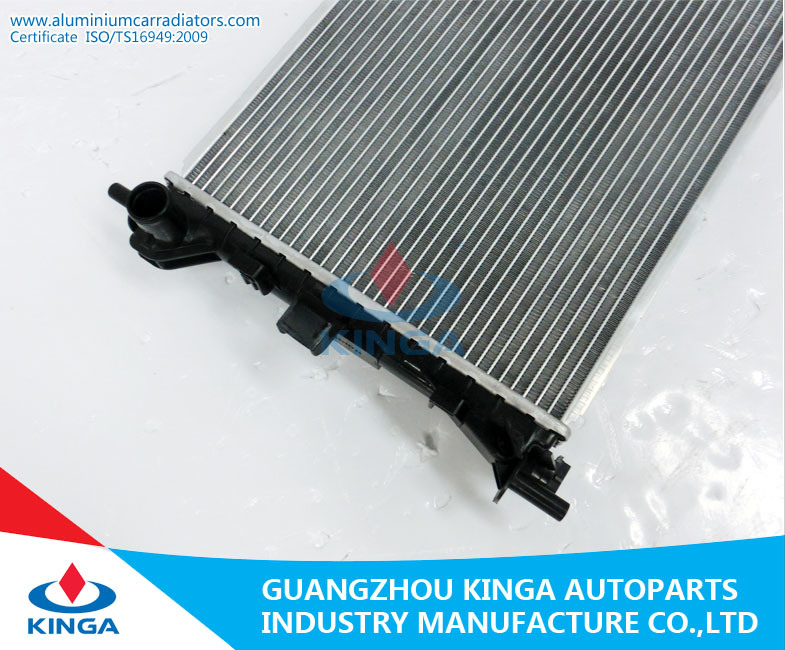 American Car Radiator for Ford Focus 00-01 OEM Ys4z8005AA