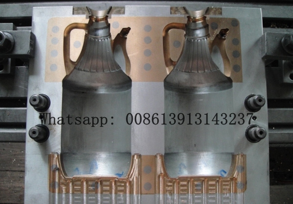 High Quality Extrusion Blowing Mould for Blow Molding Machine / Bottle Jerry Can Moulds