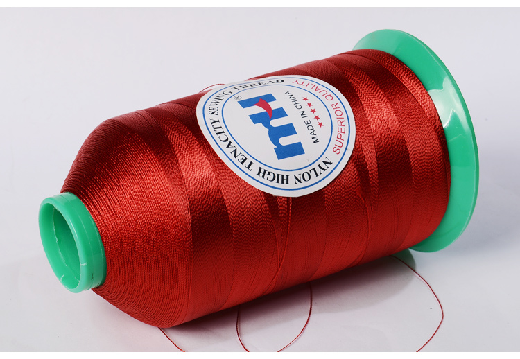 China Manufacturer of High Tenacity Nylon Sewing Thread 210d/1*2 200g