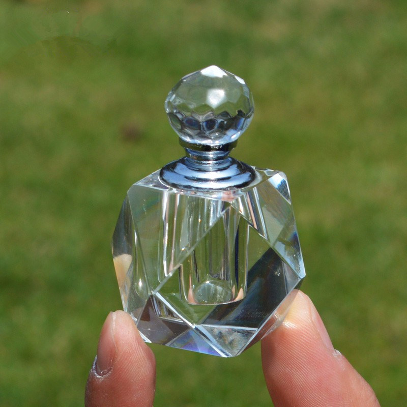 Novel K9 Crystal Empty Perfume Bottle Diamond Ball Parfume Container