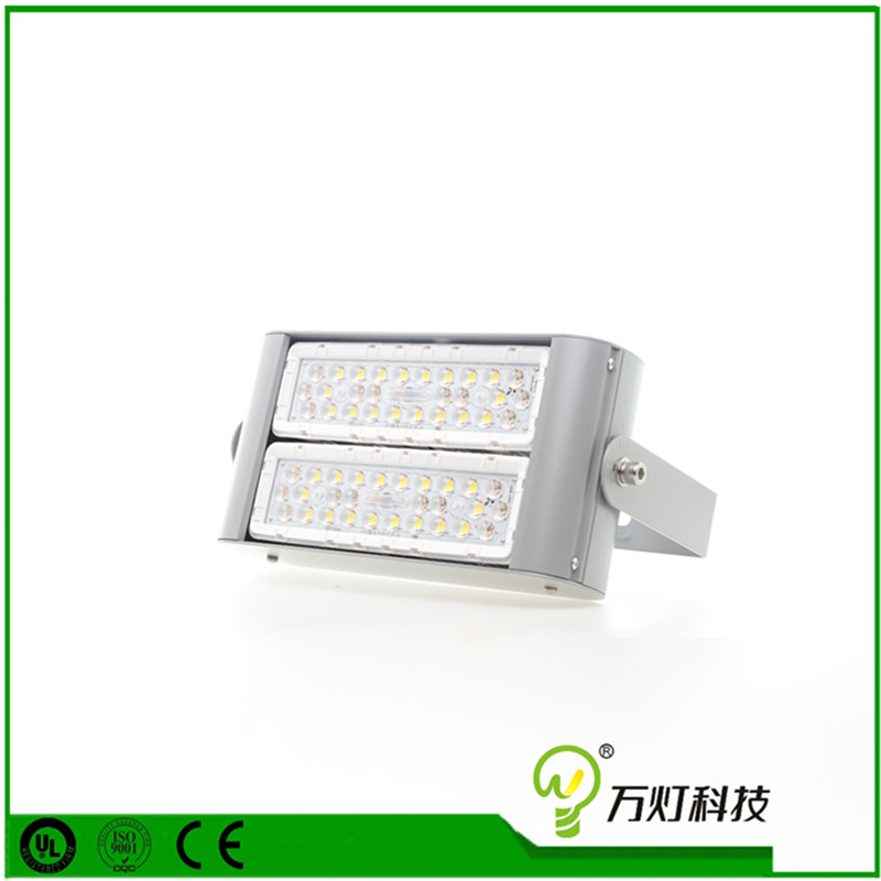 Outdoor Waterproof 100W LED Floodlight for Stadium Lighting