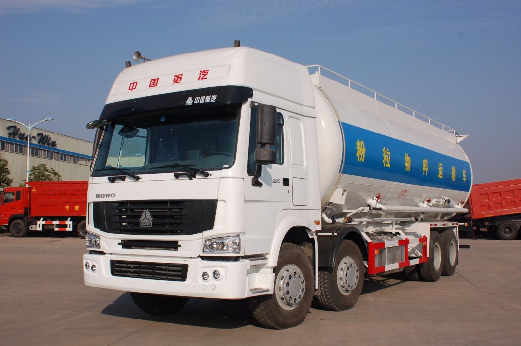 Sinotruk HOWO 8*4 Bulk Cement Truck with Tank Volume 20cbm-35cbm