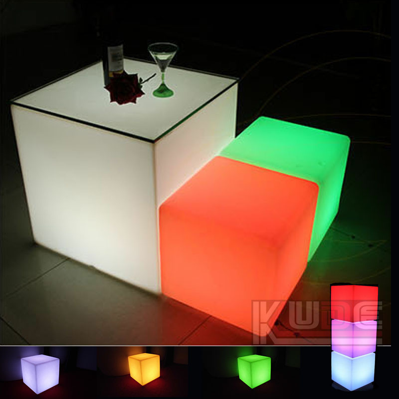 Wholesale 80cm Wedding Plastic Design LED Cube for Table