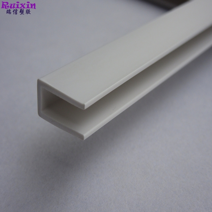 PVC Extrusion Clip for 5mm Board Single Opening