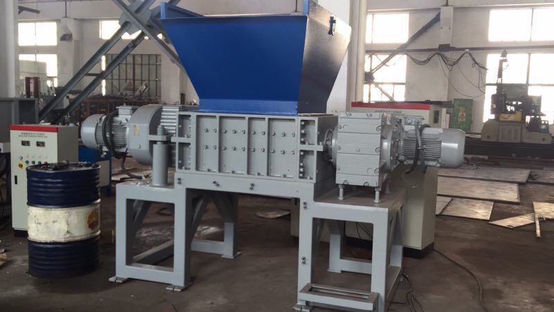 Made in Shanghai Twin Screw Extruder for Pet Waste Bottle Recycling Machine