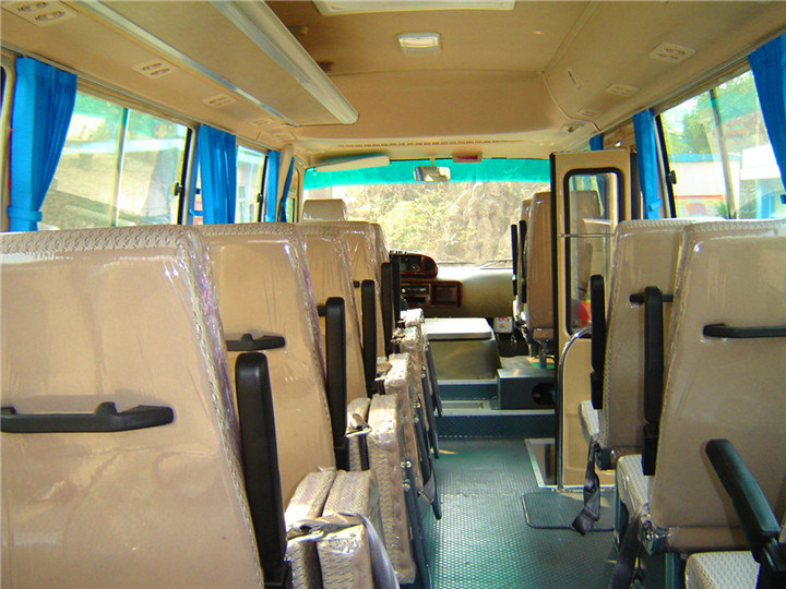 7 Meter Coaster Type Bus in Diesel Fuel