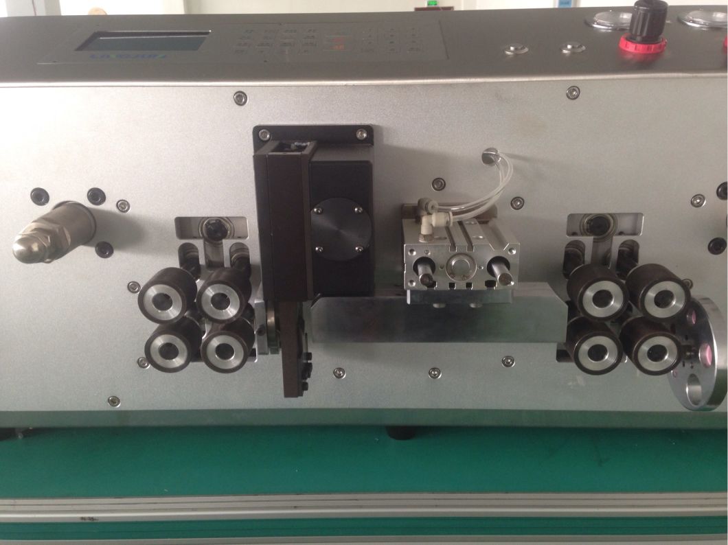 Servo Motor Stripping Machine (DNBX-60)