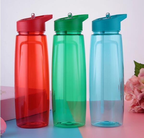 Unique Suction Nozzle 750ml Sports Drinking Plastic Water Bottle Design