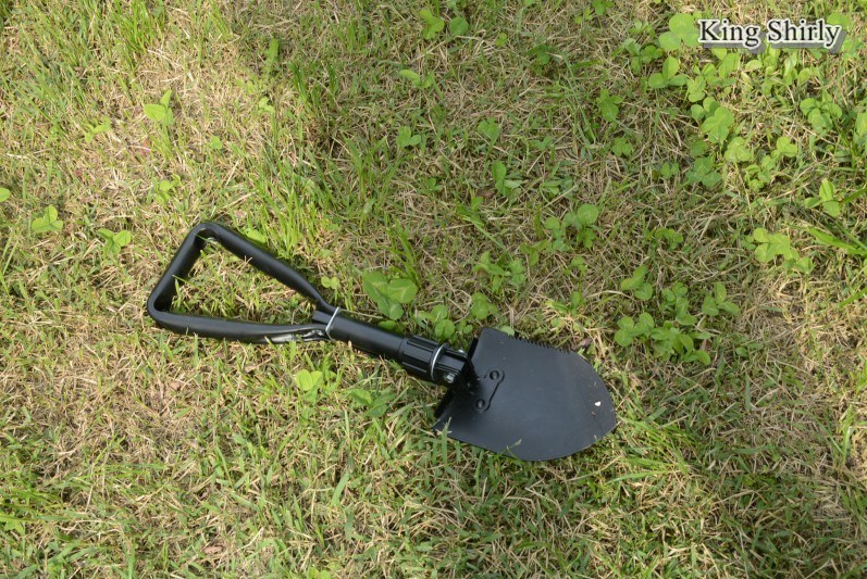 Tri-Folding Shovel Mattock for Garden/Camping (S)