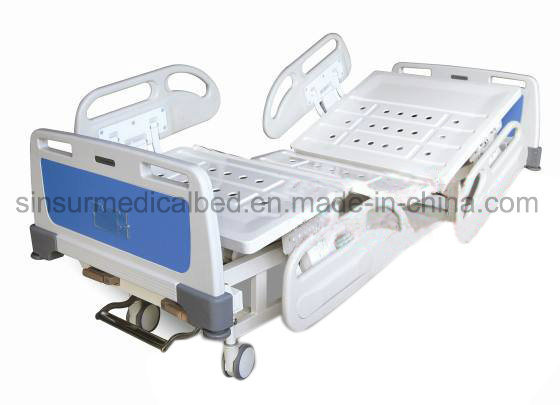 ISO/CE Hospital Furniture Manual Double Crank Central-Controlled Casters Hospital Bed