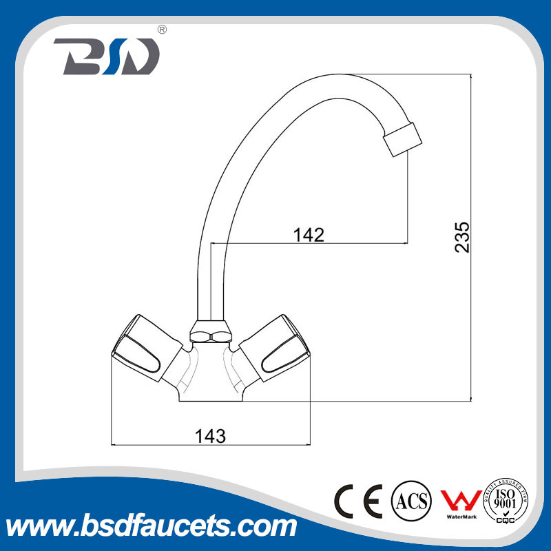 Double Handles Deck Mounted Swiving Spout Water Kitchen Faucets