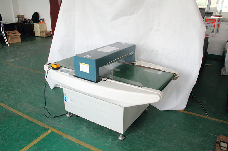 Food Security Detection Conveyor Belt Metal Detector Machine