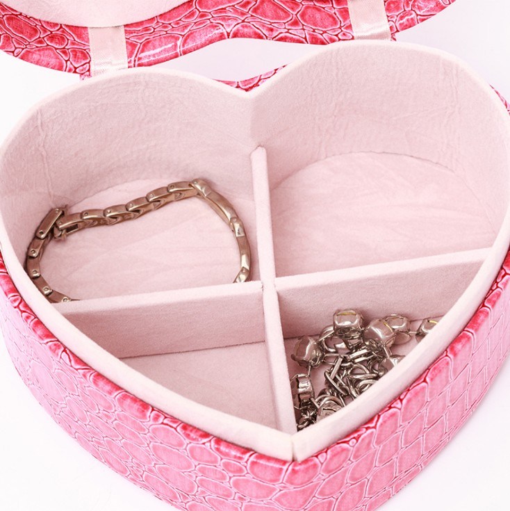 Cute Heart Shape Fashion PU Leather Jewelry Display Box Gift Box