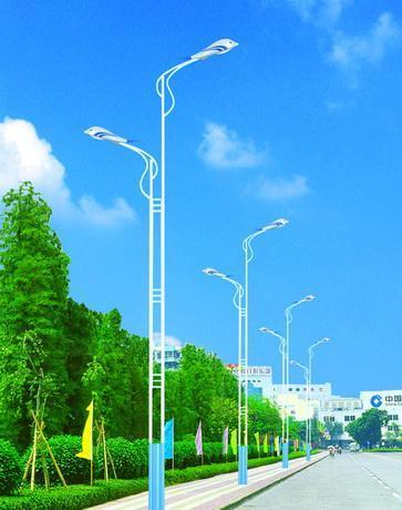 Galvanized Solar Street Light Pole for Highway