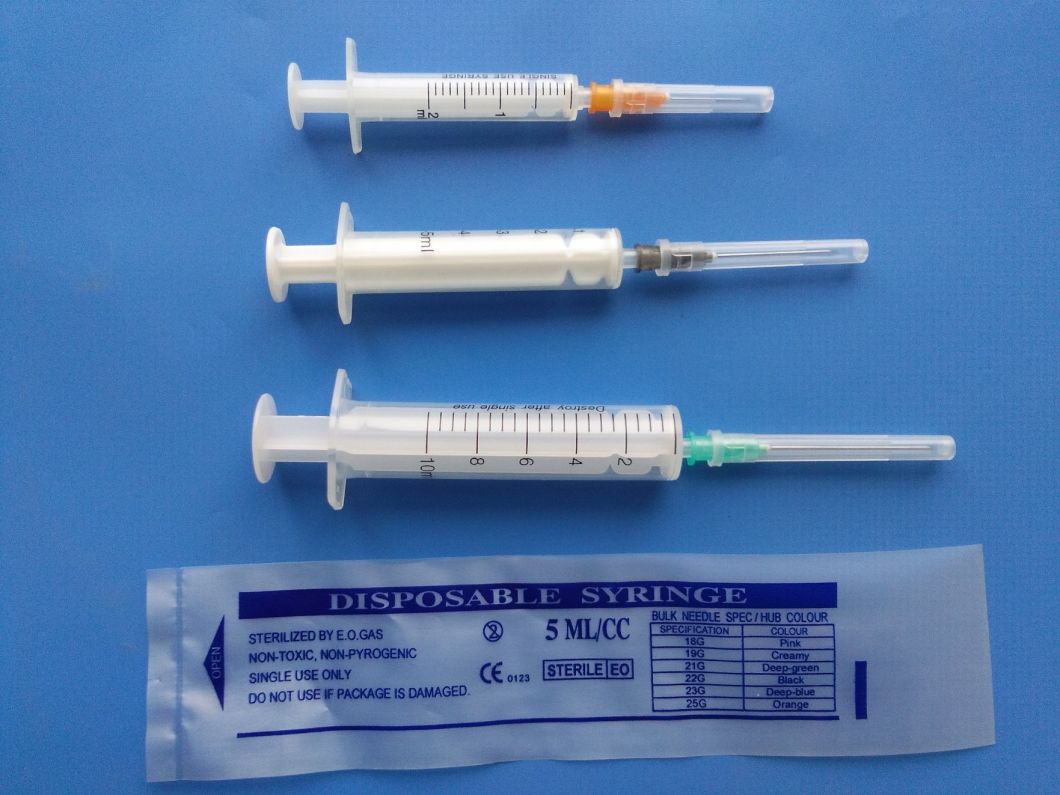 Disposable Syringe Two Part 2ml with Needles