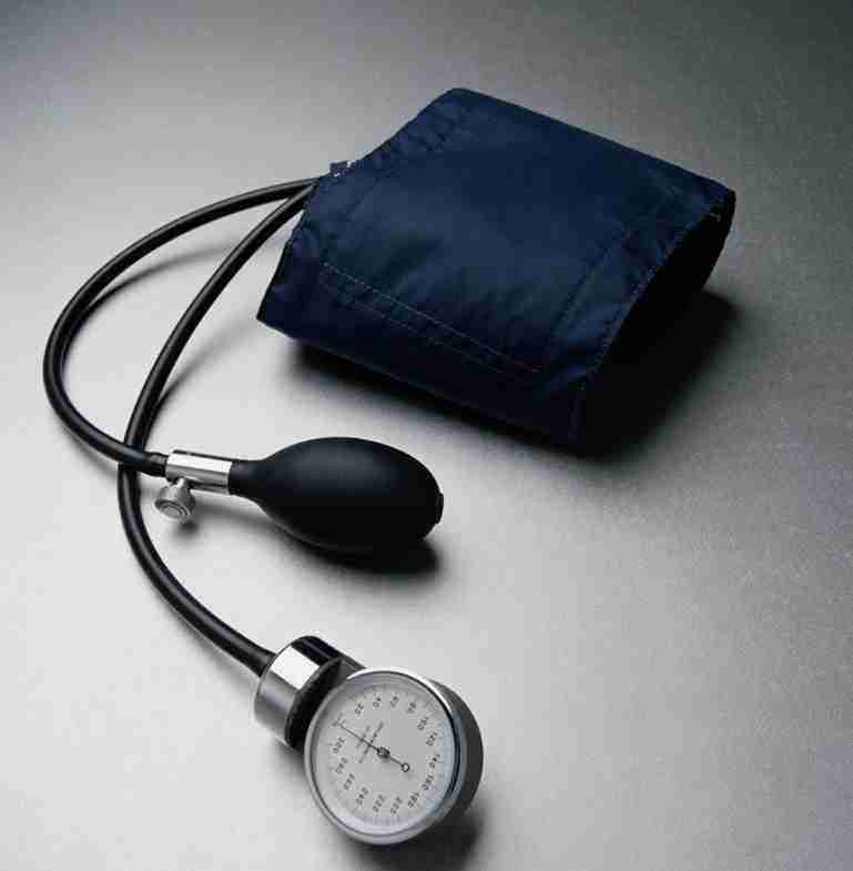 Classic Nylon Cuff-Mounted Aneroid Sphygmomanometer with Stethoscope