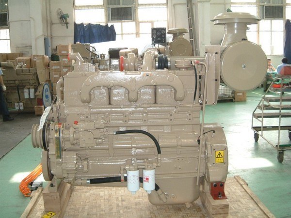Original 138kw 6 Cylinders Water Cooling Cummins Marine Diesel Engine (6CTA8.3-M188)