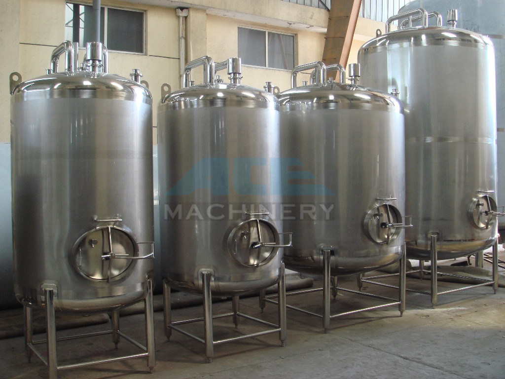 Distilled Water Heating Tank with Mixing Device