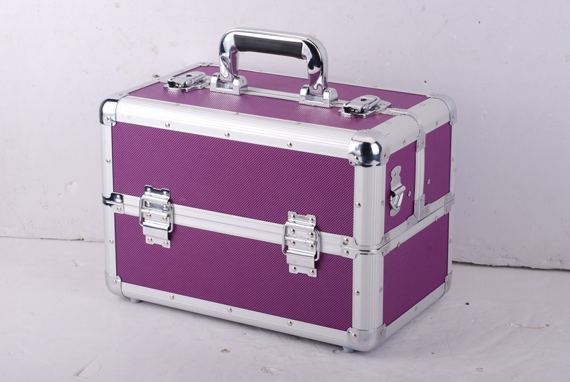 Lockable Handle Aluminum Cosmetic Portable Makeup Case