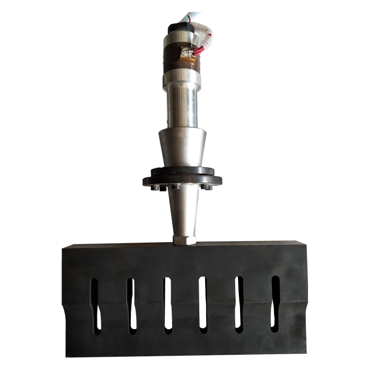 Ultrasonic transducer Ultrasonic transducer