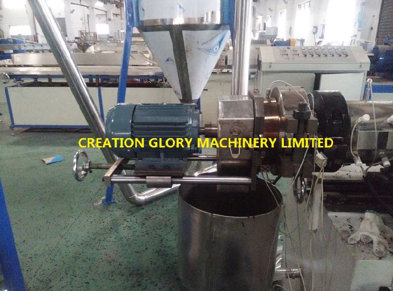 Matured Technology Filler Master Batch Plastic Extruding Granulating Machine