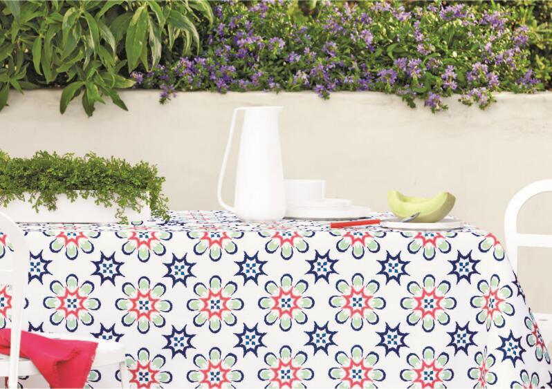 Hot Sale Indoor Outdoor Floral Printed Polyester Fabric Tablecloth