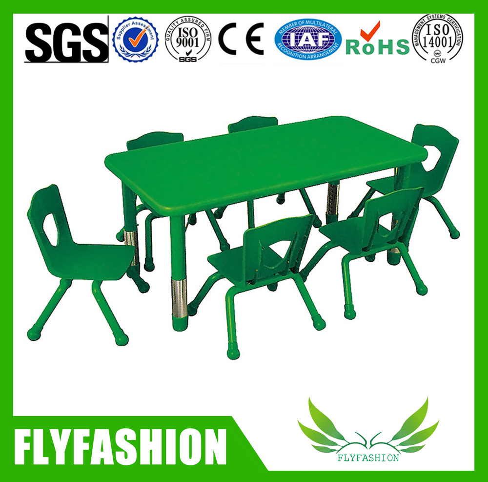 Popular Cute Nursery Furniture Children Table and Chairs