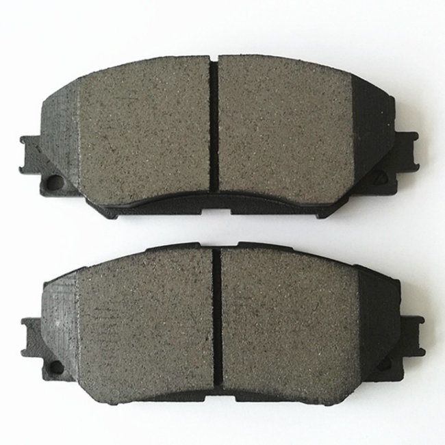 FF Semi-Metalic Brake Pad D1210 04465-42160 for Toyota Corolla RAV4