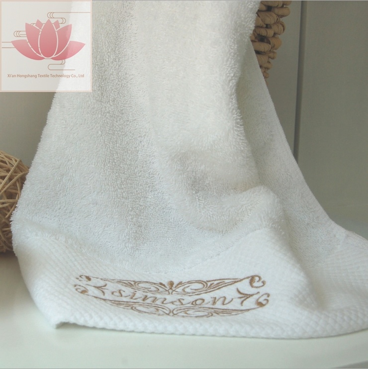 Wholesale Luxury 100% Cotton Soft Embroidery Hotel Hand Towel