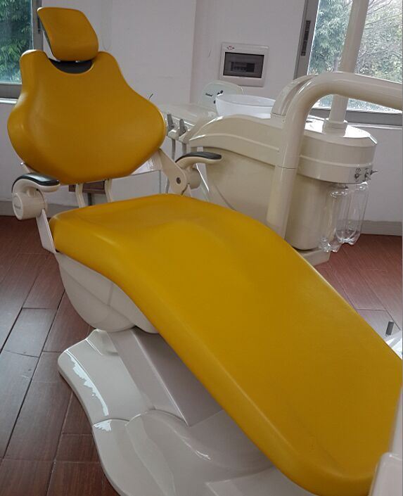 Computer Controlled Integral Dental Chair Dental Treatment Unit (AM-D302)