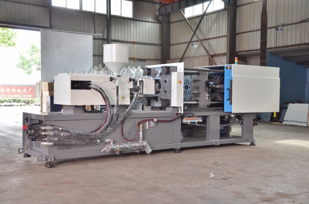 Ningbo Youcan 250ton Servo Motor Plastic Injection Molding Machine