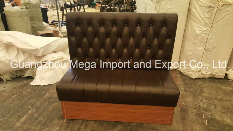 Restaurant Button Tufted Leather Customized Luxury Bar Club Chesterfield Sofas for Sale