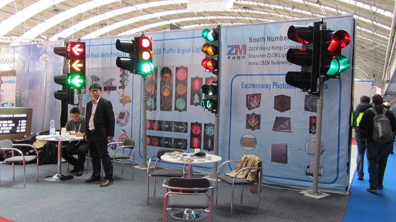 High Luminance Red & Amber & Green LED Flashing Traffic Signal