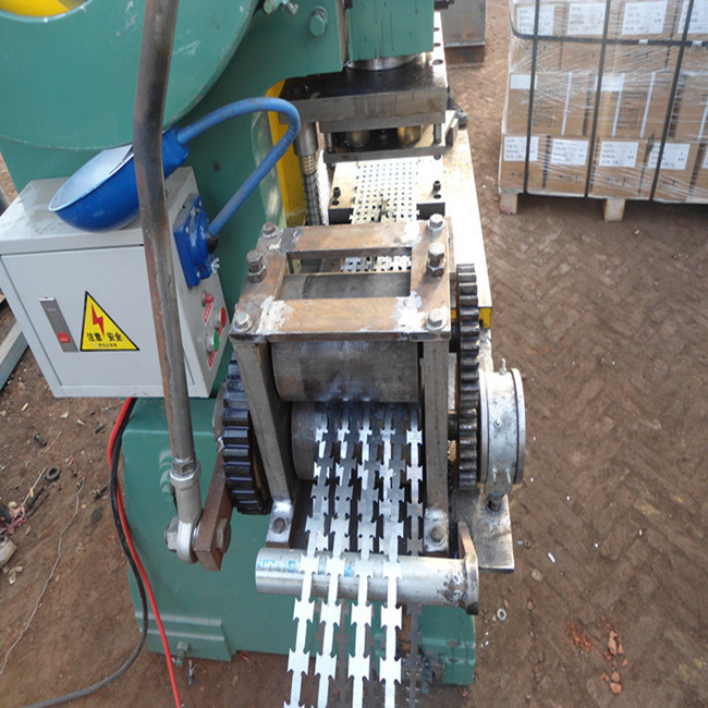 Bto-10 Razor Barbed Wire Machine