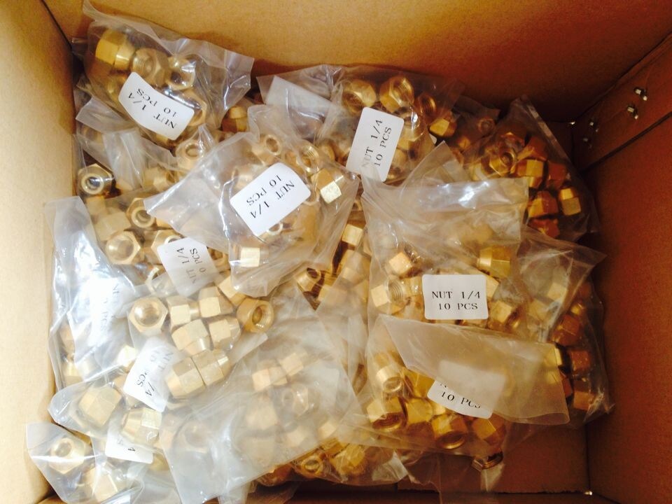 Competitve Price of Nuts Auto Parts Brass Nuts