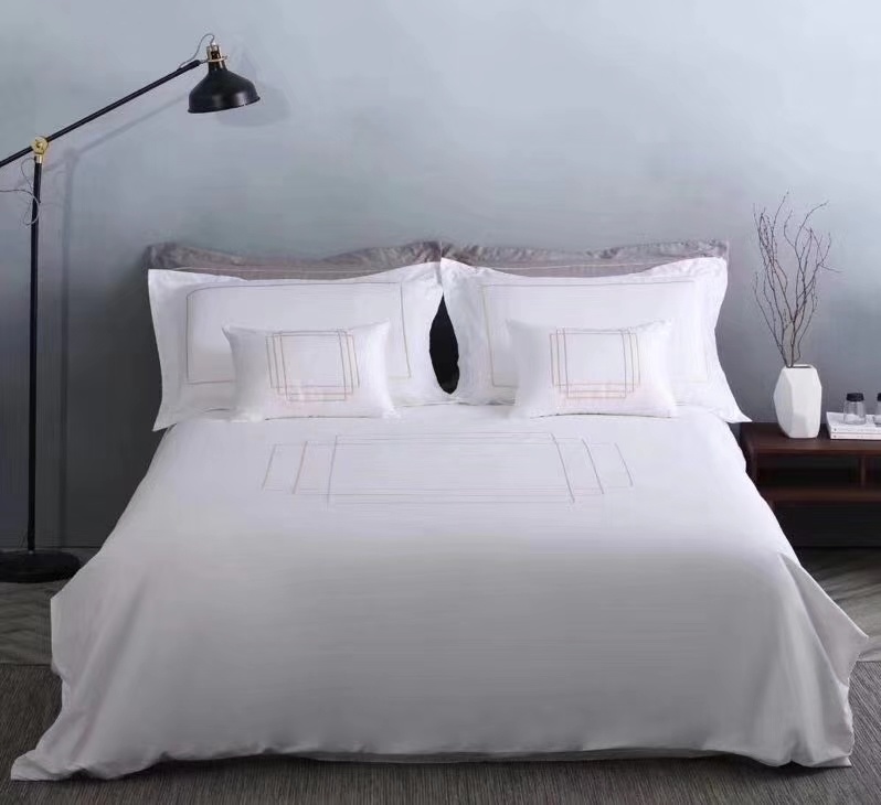 Wholesale Luxury 300tc White 100% Cotton Hotel Bed Linen (JRC813)