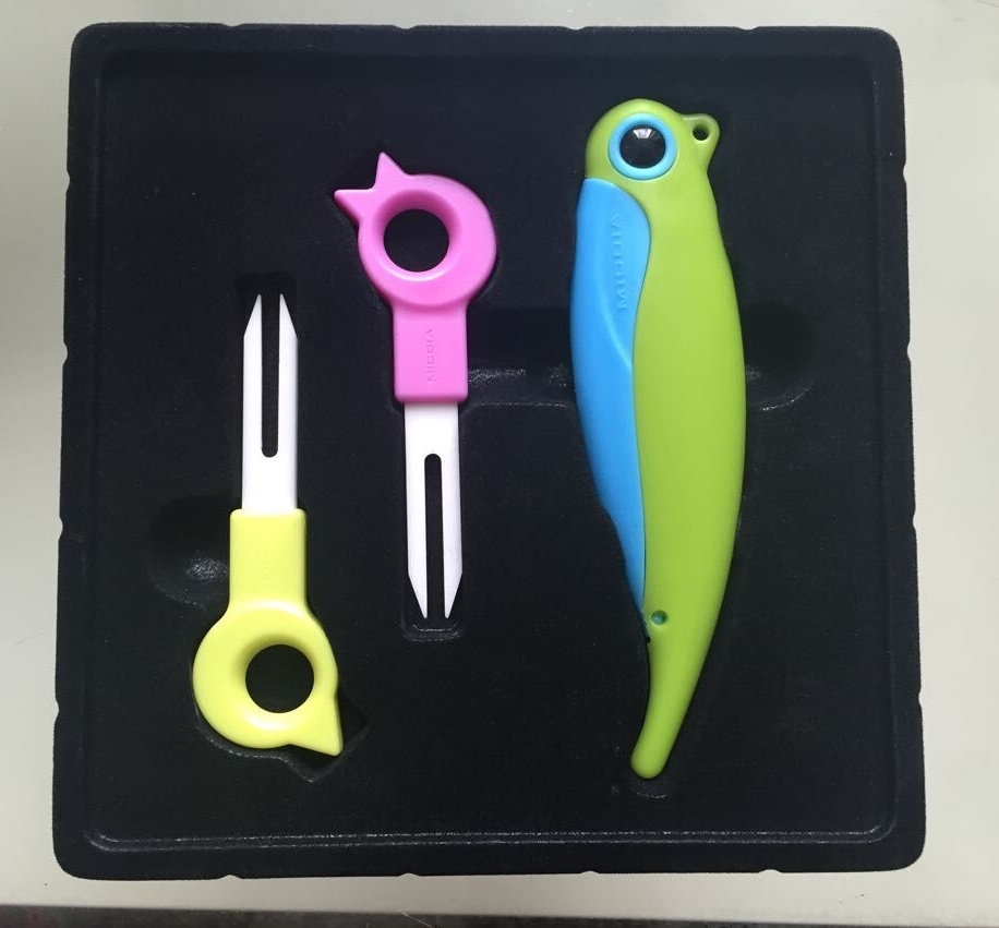 3PCS Ceramic Fruit Forks with Folding Knife Set