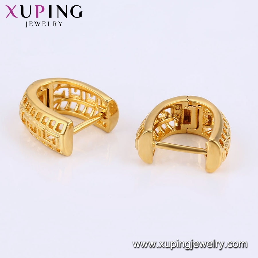 Xuping Manufacturer Charming Hoop Shaped Unique Earrings with 24K Gold Plated Setting